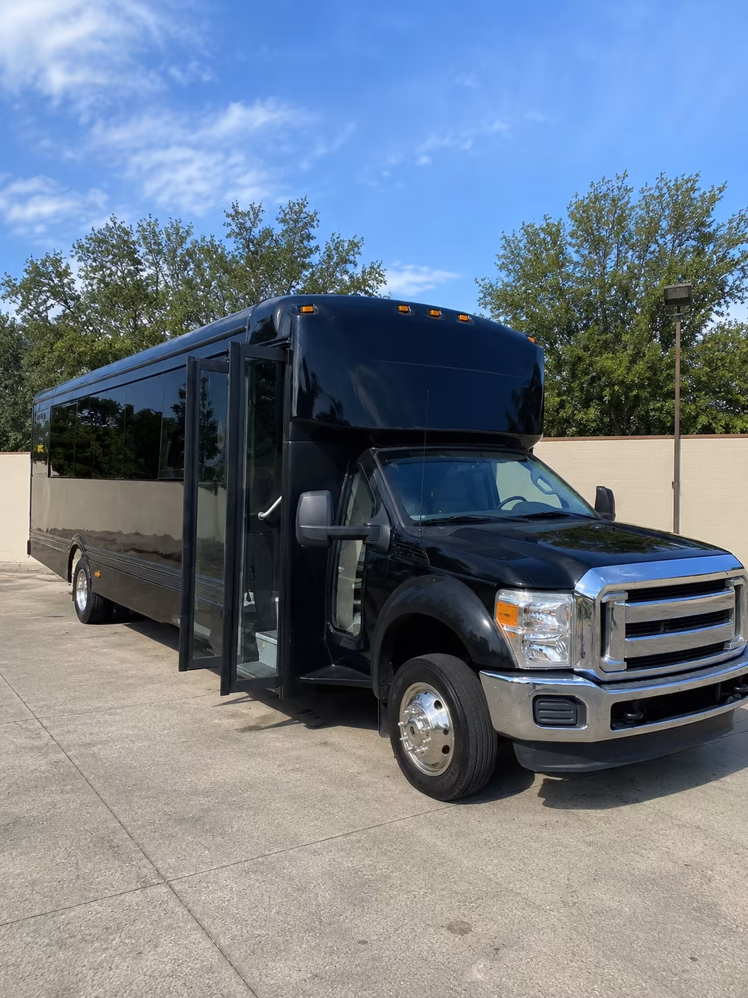 bountiful 20 passenger party bus