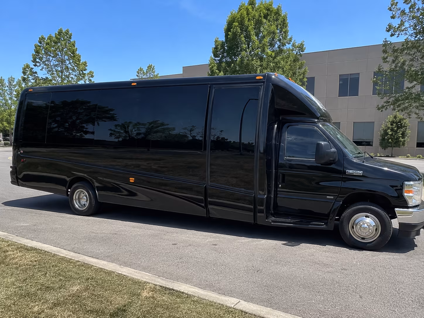 party bus transportation for bountiful area proms